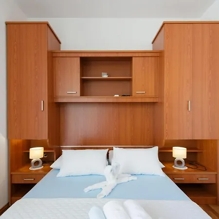 Casa de hóspedes Sanela 3*